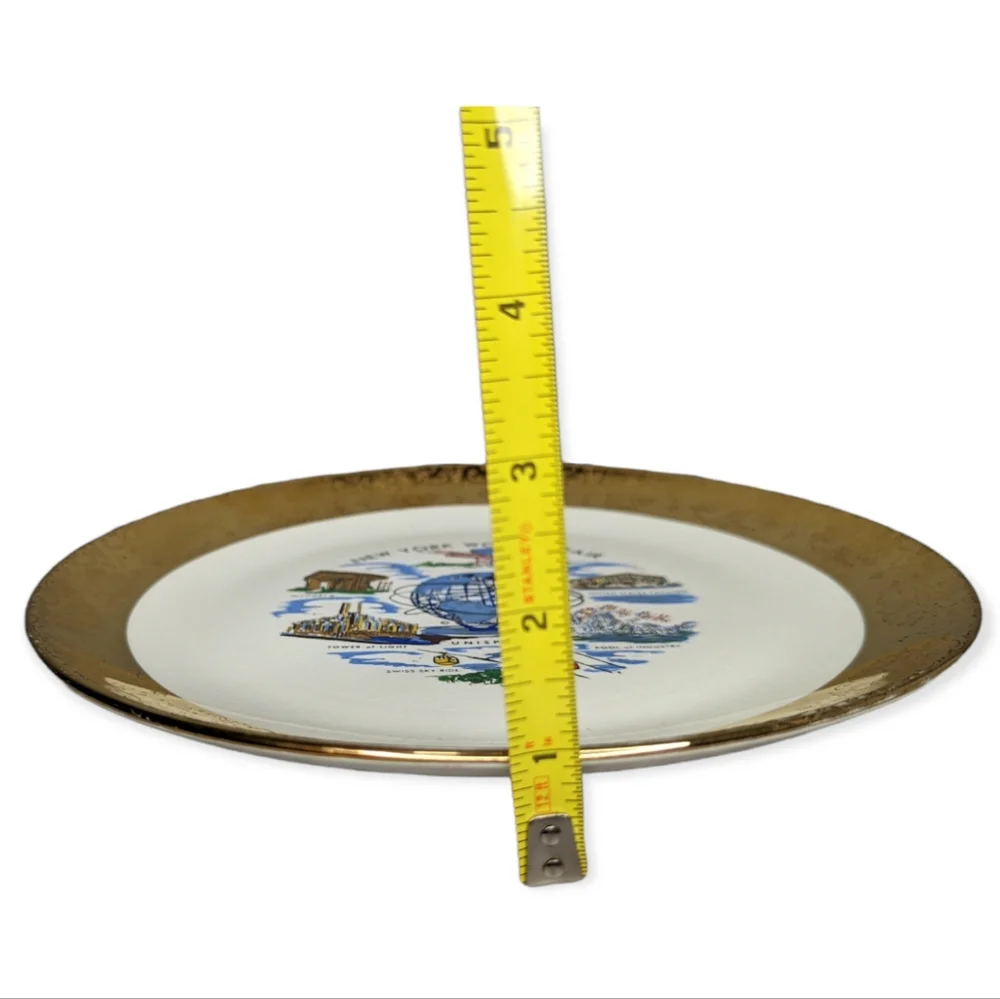 Vintage 1961 New York World's Fair Plate